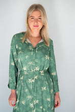Load image into Gallery viewer, Palm dress
