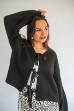 Load image into Gallery viewer, Hannah sequin bow jersey