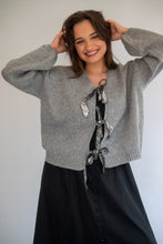 Load image into Gallery viewer, Hannah sequin bow jersey