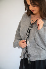 Load image into Gallery viewer, Hannah sequin bow jersey