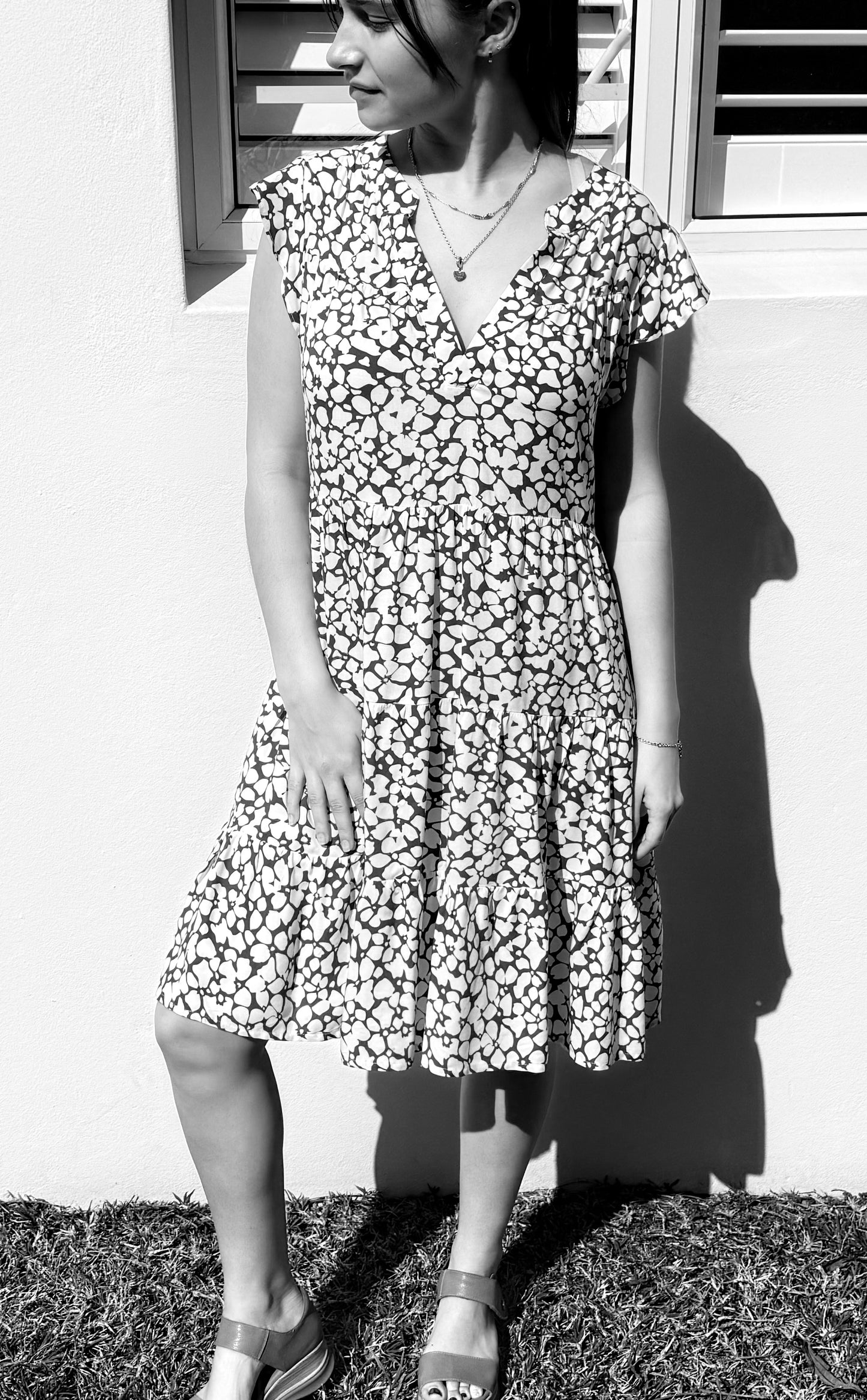 Sophia dress ditsy black & white