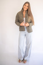 Load image into Gallery viewer, Sahara jacket - beige
