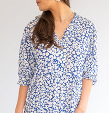 Load image into Gallery viewer, Arya dress - ditsy blue
