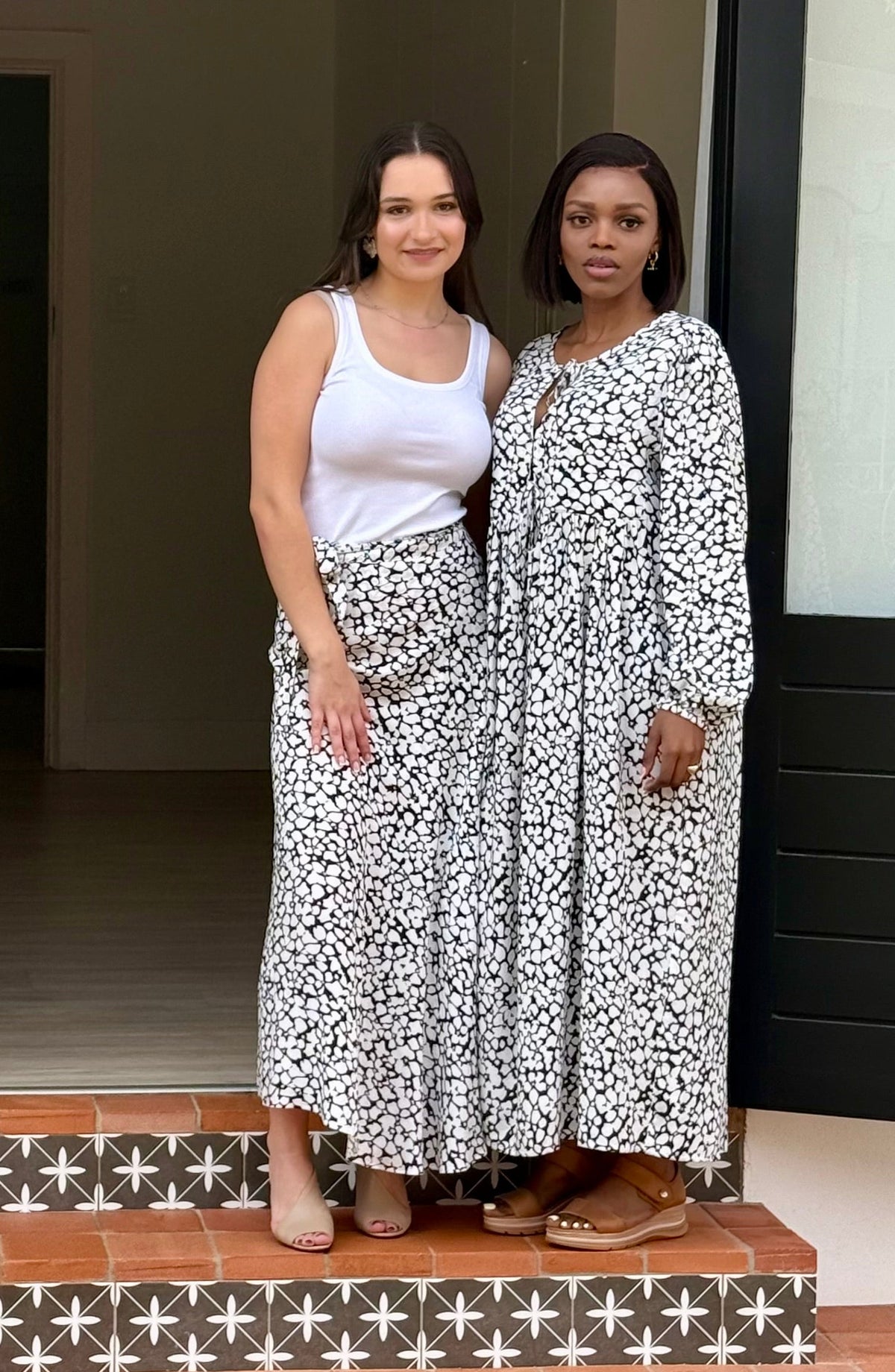 Arya wrap skirt - ditsy black & white