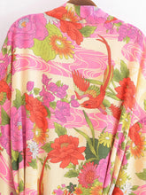 Load image into Gallery viewer, Gypsy girl kimono
